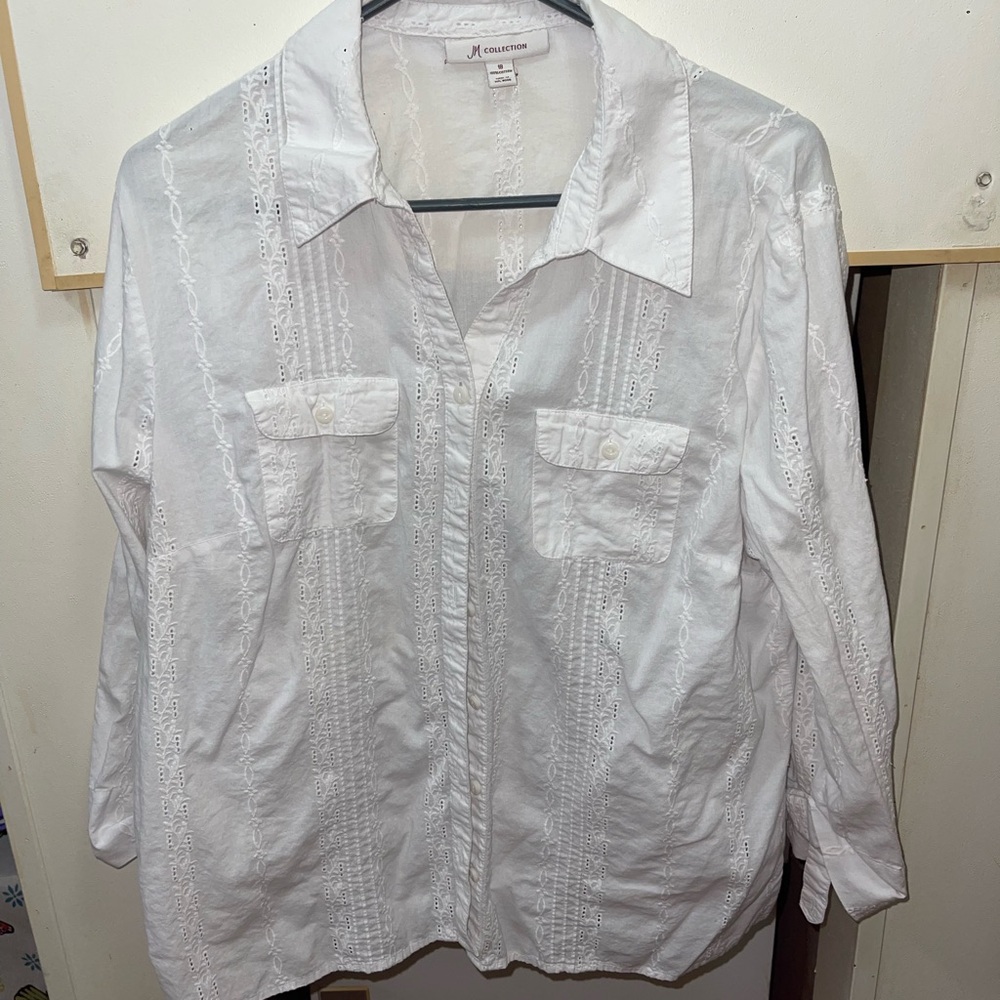 JM Collection White Embroidered Button-Down Shirt Quarter Sleeves